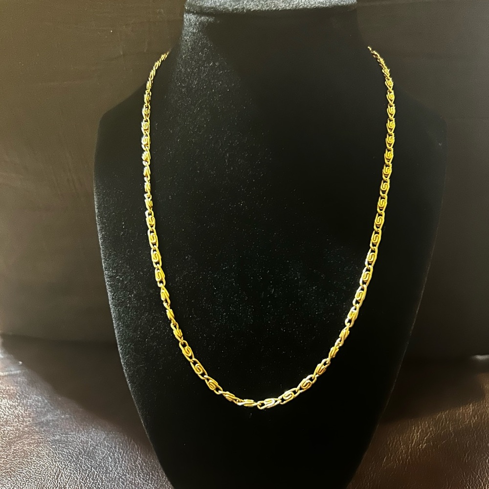 Vintage Elegant Gold-Tone Chain Necklace